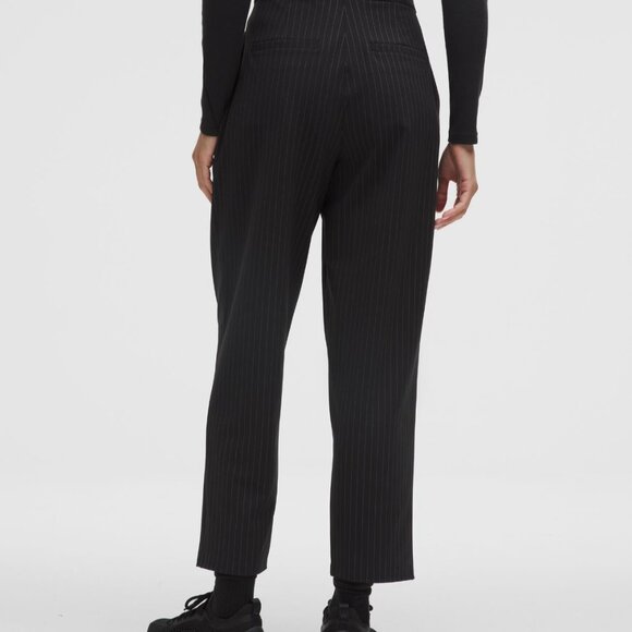 Daydrift High-Rise Tapered Trouser *Short - Picture 3 of 9